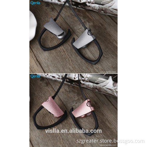 2017 New Waterproof Headset!Stereo sport bluetooth headphone,Noise cancelling OEM wireless bluetooth earbuds